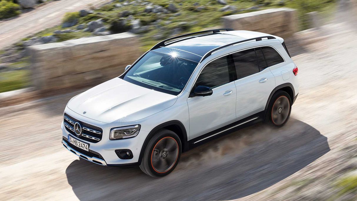 xehay GLB 010822 88 Mercedes Việt Nam tăng giá xe hàng loạt từ 1/1/2023