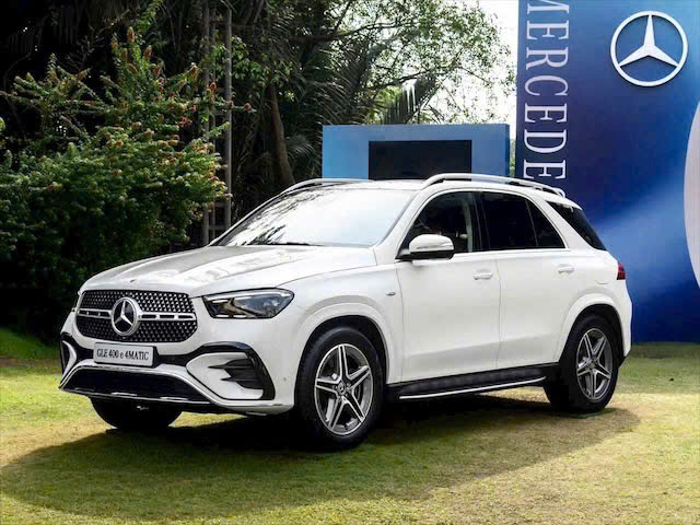 z7696720865407 345f1cb1df226212db1d5b9ac9d84d54 GLE 400 Plug in Hybrid nhập Mỹ