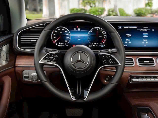 z7713943221270 062b4dccf3dbae86e2445677cc53ddd5 Mercedes-Benz GLS 450 – Định nghĩa mới của SUV hạng sang
