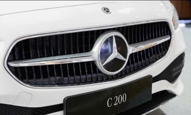 z7720127109236 a562586e2eec42fe9ea0751e8783879b Mercedes C200 Avantgarde : Đánh giá chi tiết từ thiết kế đến vận hành