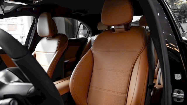 z7720127113956 1020213973e2f30dc63b2c39ad8c824a Mercedes C200 Avantgarde : Đánh giá chi tiết từ thiết kế đến vận hành